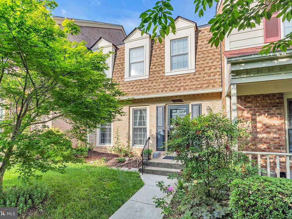 1st image of 9828 Burke Pond Ln