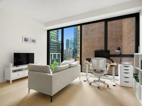 45-07 Court Square image 3 of 9