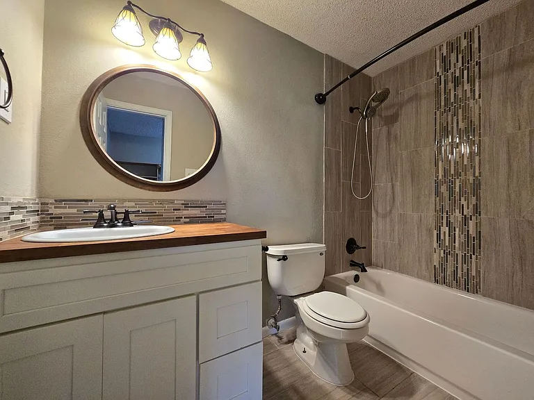 1710 Joy Dr — Photo 17