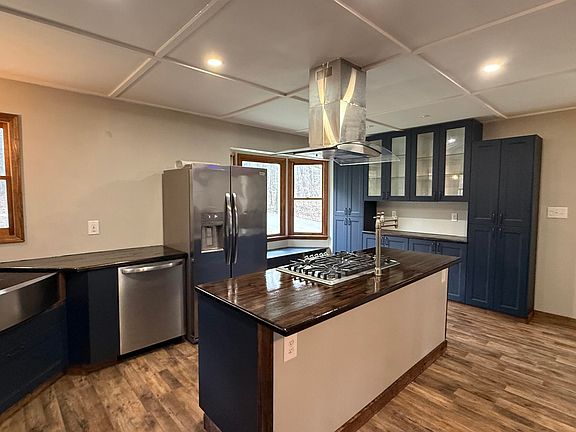 4th image of 70 N Chaucer Way