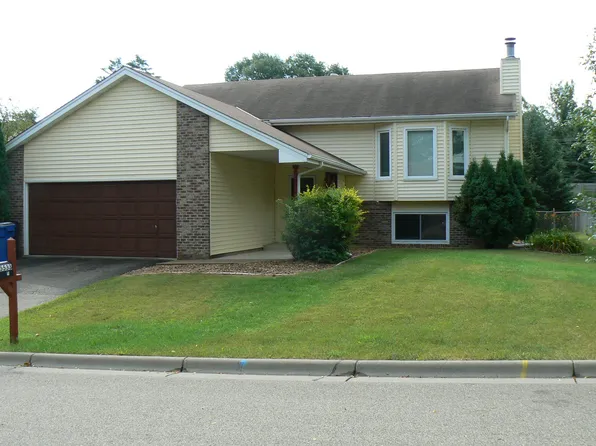 5533 W 131st St, Savage, MN 55378