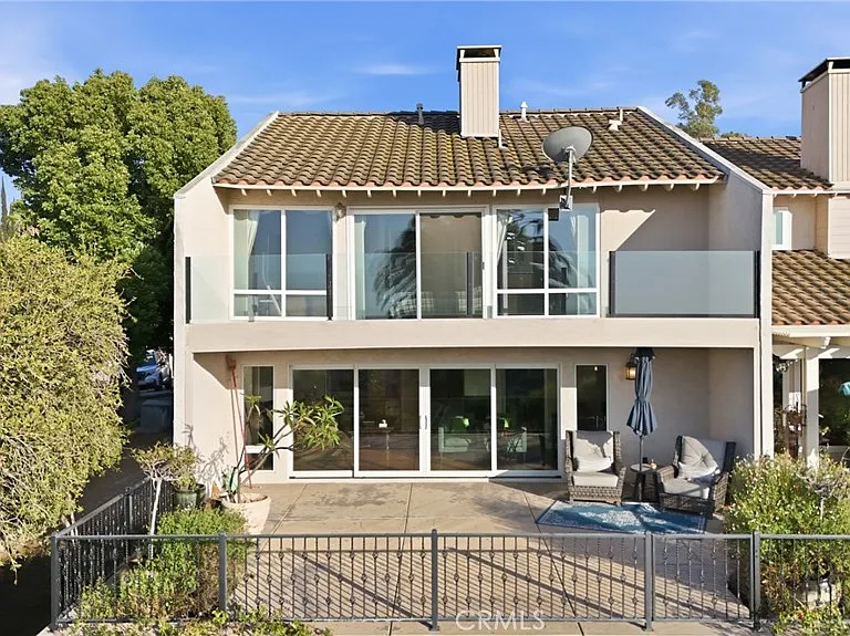 2235 El Capitan Dr — Photo 4