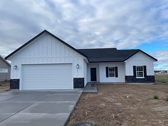 2nd image of 961 Quartz Rd