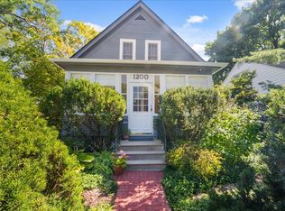 1200 S 3rd St, St Charles, IL