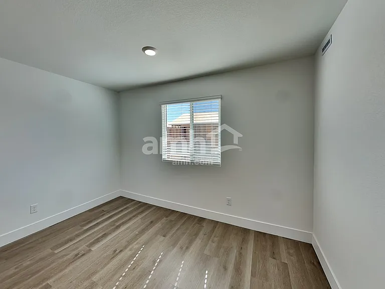 5789 Morgans Mile St — Photo 20