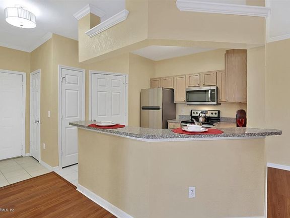 4th image of 7800 Point Meadows Dr APT 1326