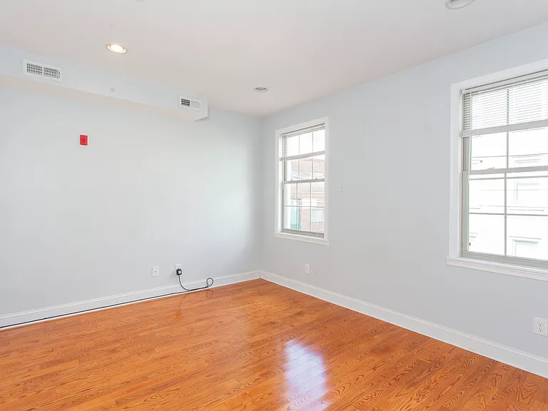 2532 Amber St #2 — Photo 7