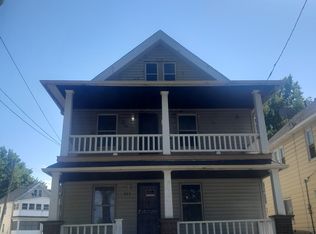 842 Wayside Rd, Cleveland, OH 44110