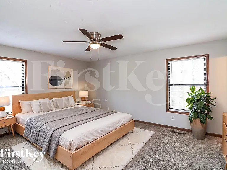 213 Park Ave — Photo 11