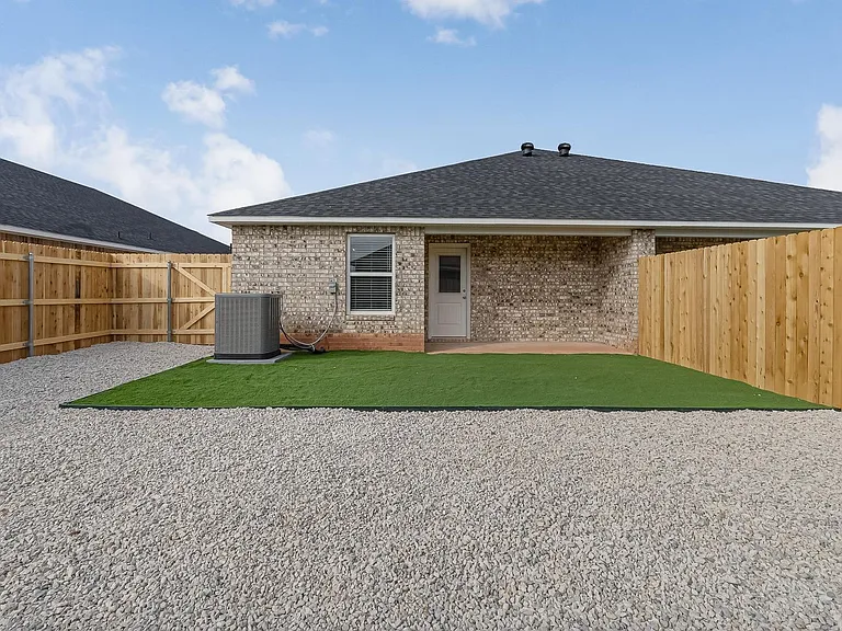 2651 Baron Ave — Photo 37