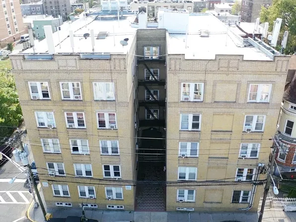 201 45th St APT A5, Union City, NJ 07087