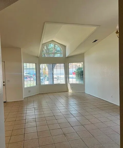 2099 Rosemary Ct — Photo 2