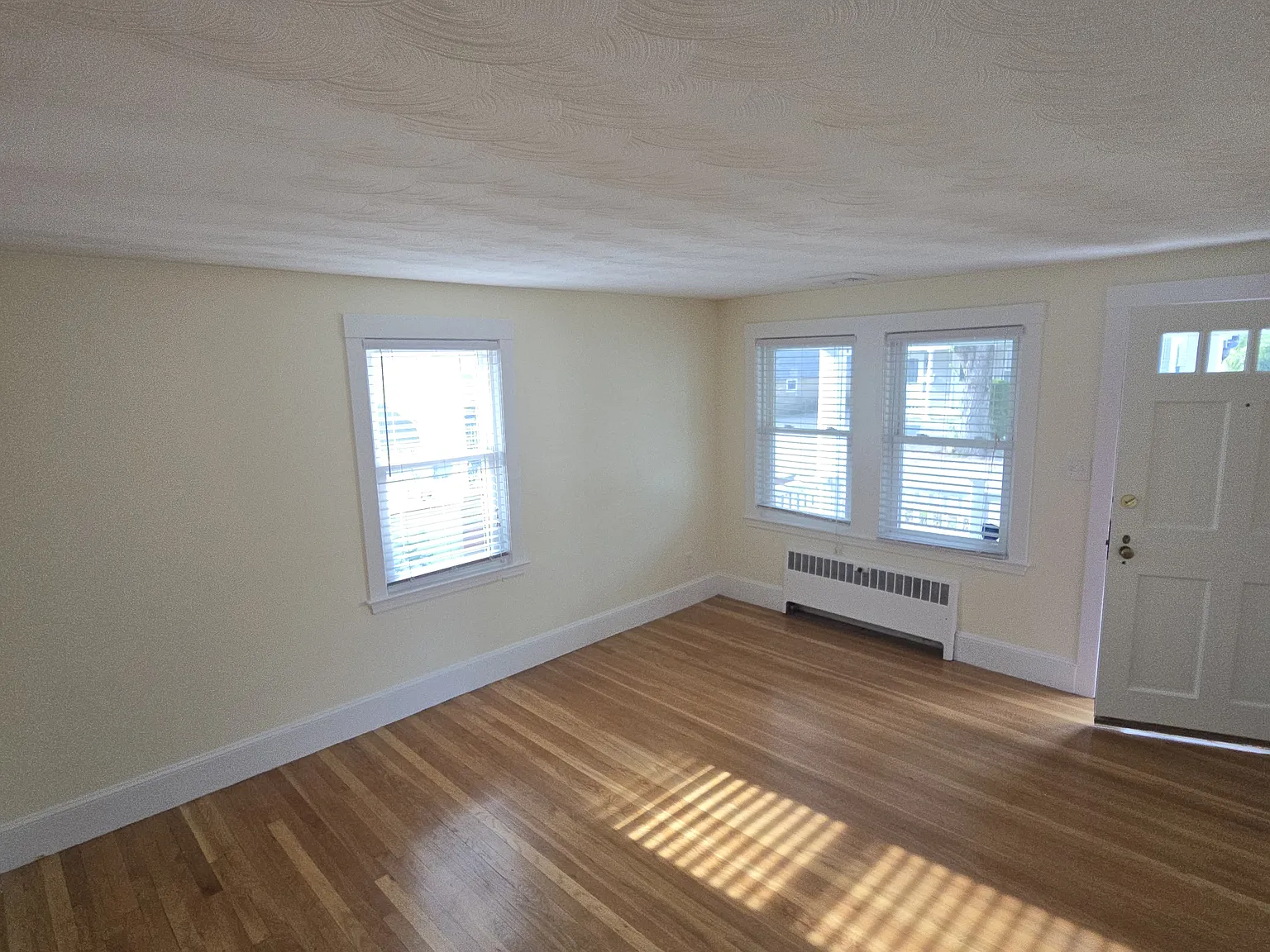 2 bed, $3,195 — Photo 2
