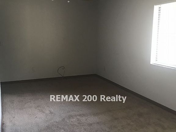 2nd image of 5021 Natalie St