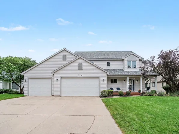3916 Kentridge Dr SE, Grand Rapids, MI 49508