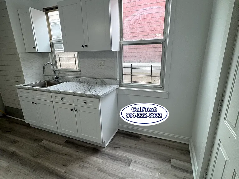 120 Waverly St #1 — Photo 2