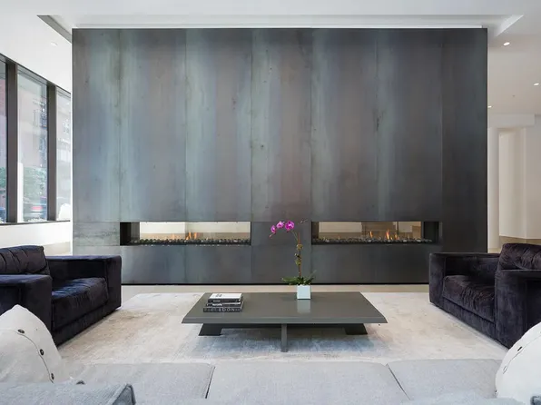 429 Kent Avenue image 9 of 15