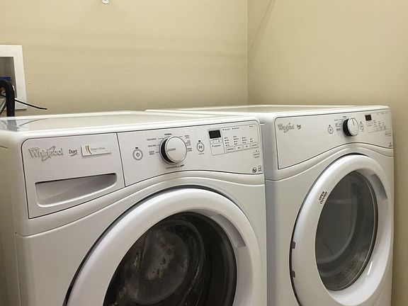 5th image of 5040 Fiorella Ln