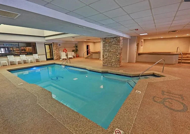 490 Kings Crossing Rd #321 — Photo 5