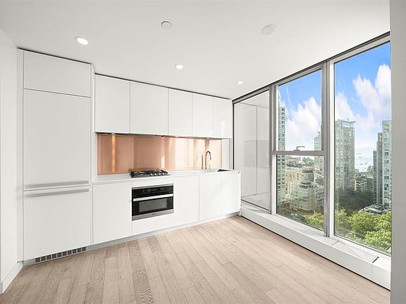 2nd image of 1480 Howe St #1907