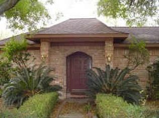 7162 Valeview Dr, Houston, TX 77072