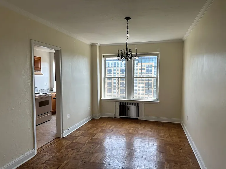 The Royal York Apartments — Photo 193