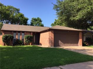 3911 Windmill St, Sugar Land, TX 77479