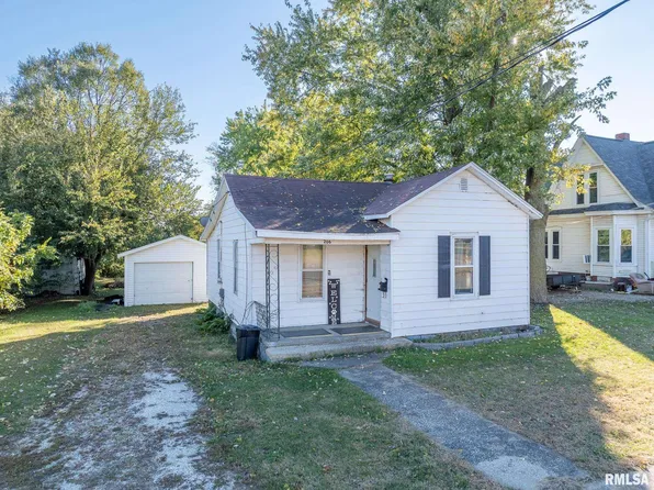 206 W Lower St, Abingdon, IL 61410