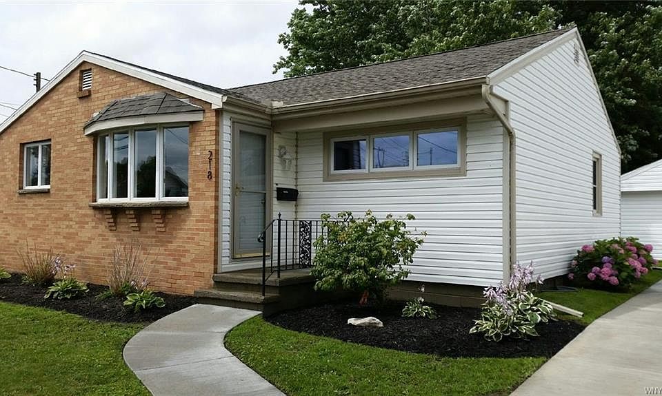 1st image of 218 Rossler Ave