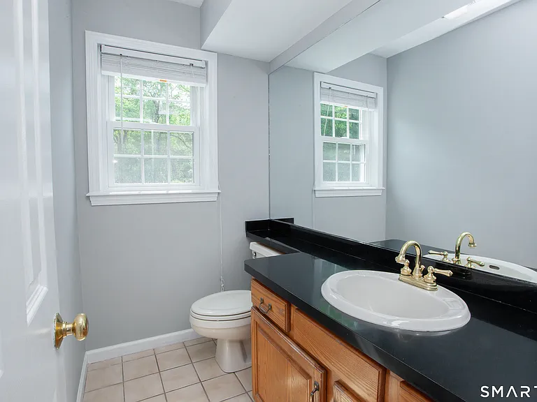 24 Old Mill Dr — Photo 15