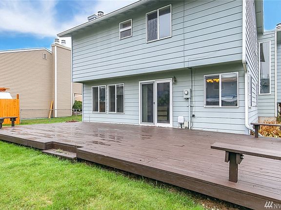 3rd image of 5051 35th St NE
