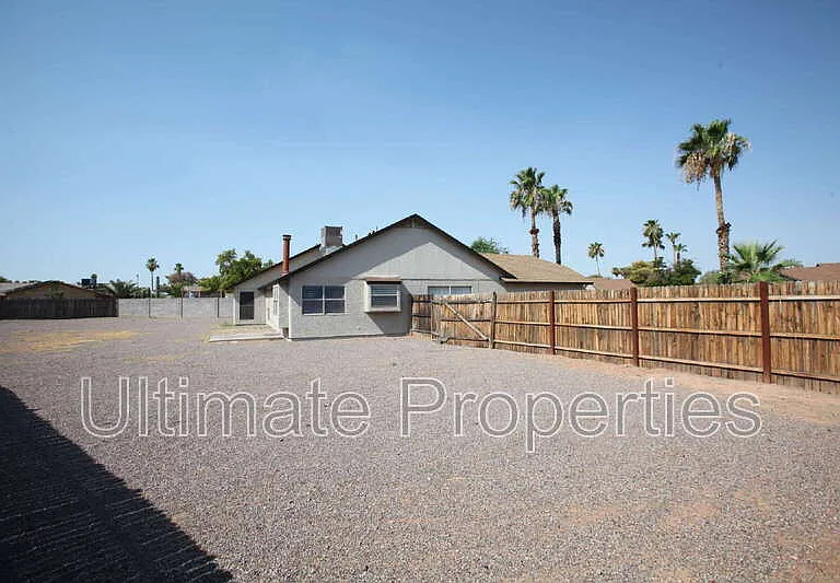 1803 W Barrow Dr — Photo 18