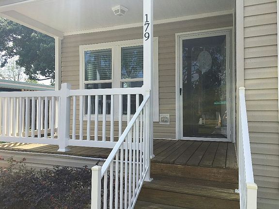3rd image of 200 Forest Dr #Hj6bs7