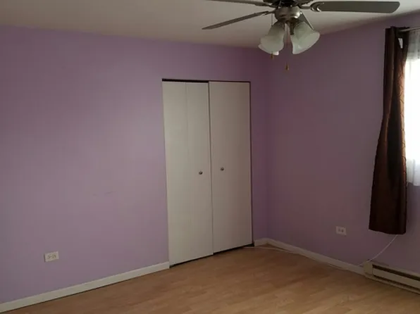 7526 S 88th Ave, Justice, IL 60458