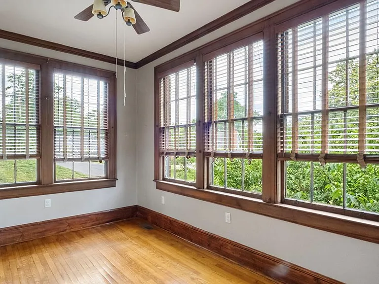 290 Long Crescent Dr — Photo 26