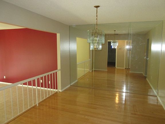 4th image of 134 Maitland Ave
