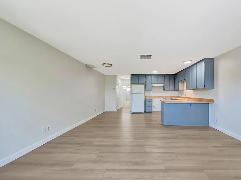 6003 Craner Ave #4 — Photo 5