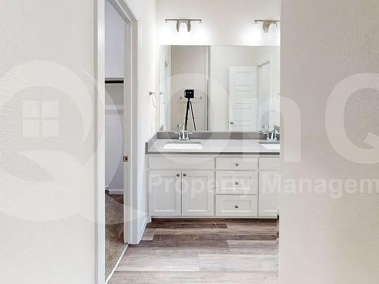 16164 Doe Lake Dr — Photo 15