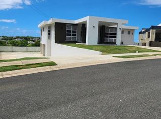 Villas De Espana #3, Isabela, PR 00662