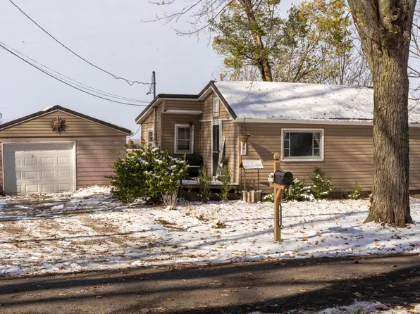 450 Lake Ave, Russells Point, OH 43348