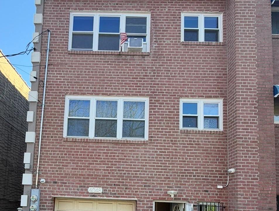 1st image of 4048 Harper Avenue