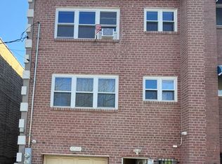 4048 Harper Avenue, Bronx, NY 10466