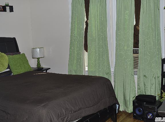 5th image of 15047 116th Dr