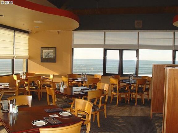 5th image of 4009 Highway 101 #136
