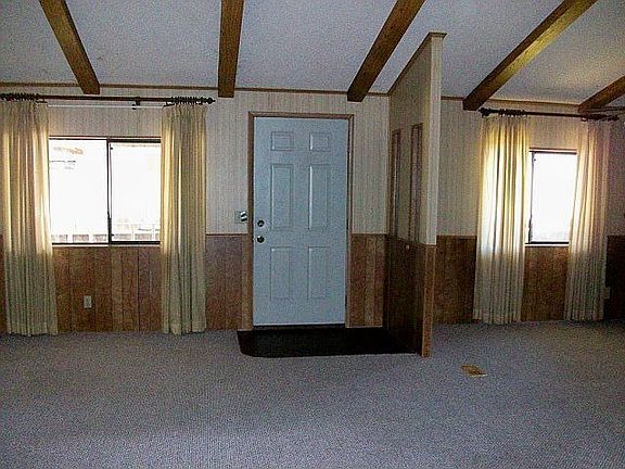 4th image of 5915 Park Cir