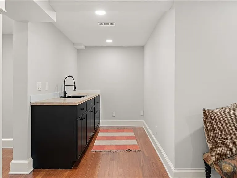 1785 Meadowdale Ave NE — Photo 34