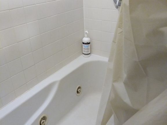 Deep Jacuzzi tub