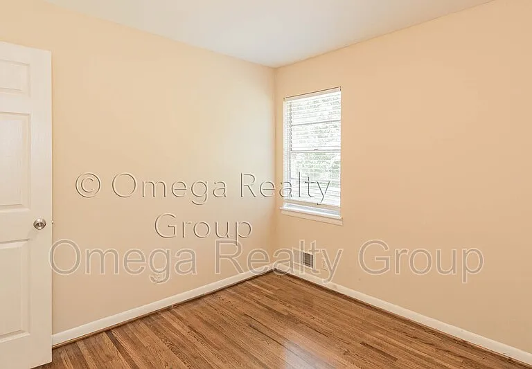 7716 Michael Cir — Photo 23