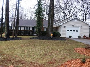 4208 Crabapple Ln, Greensboro, NC 27405