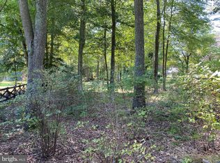 Leonardtown Rd, Waldorf, MD 20601